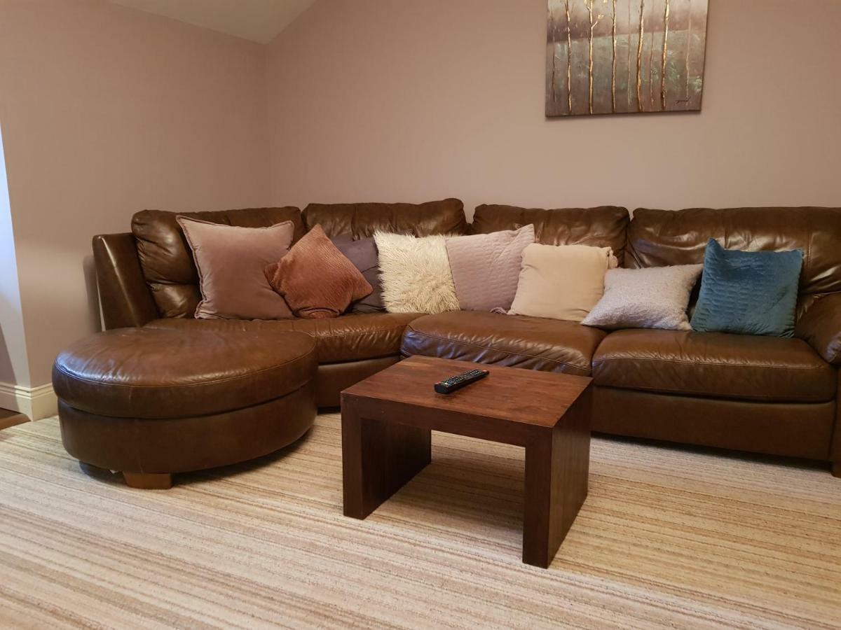 Ethan House Holiday Suites Killarney Buitenkant foto
