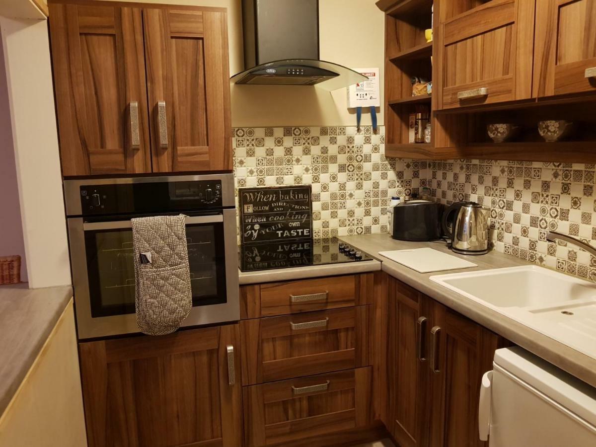 Ethan House Holiday Suites Killarney Buitenkant foto